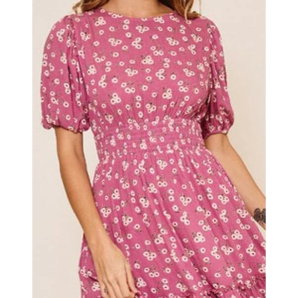 Mauve pink daisy floral smocked waist open back ruffle hem dress puff sleeve - Picture 5 of 5